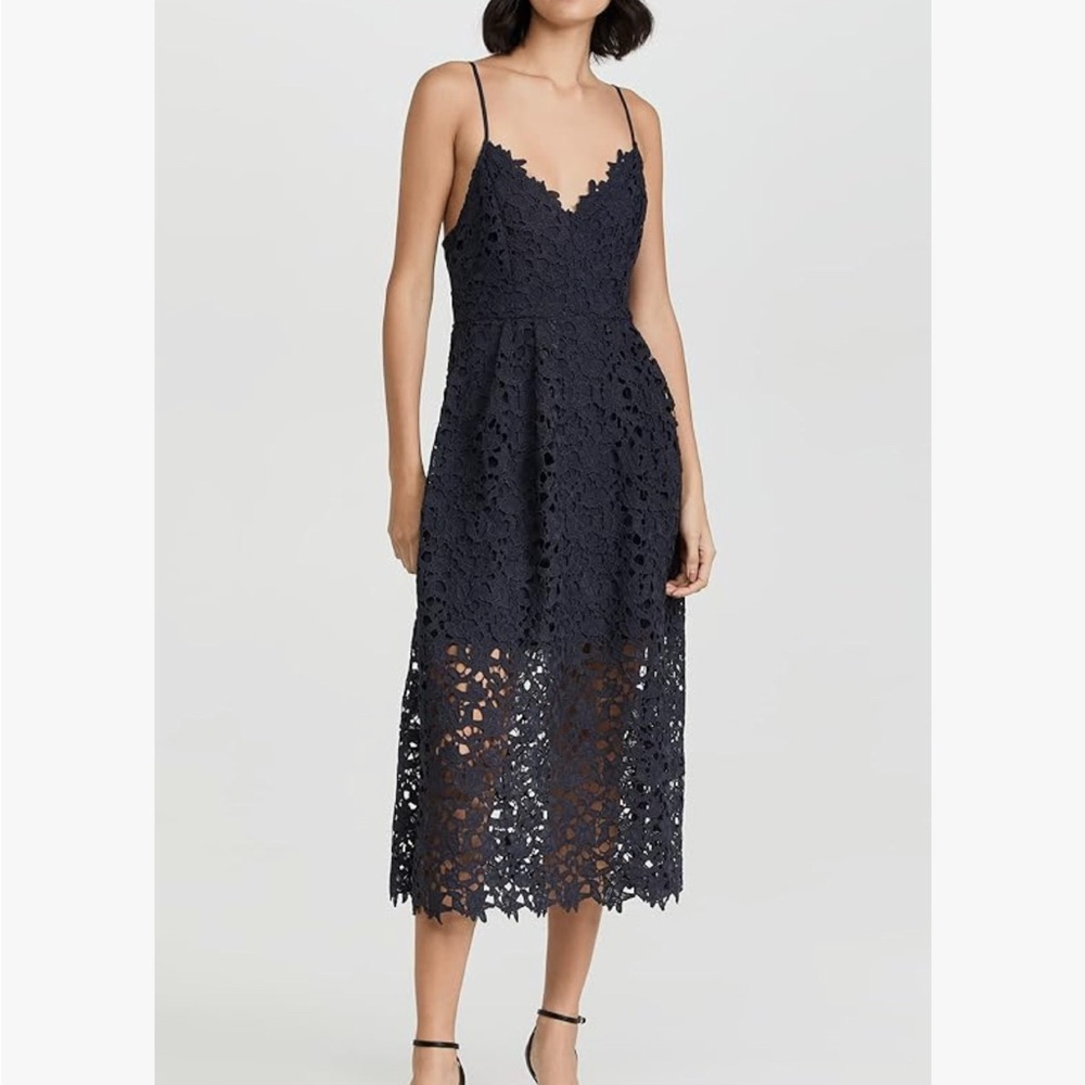 Astr The Label Women's Sleeveless Lace Fit & Flare Midi Dress